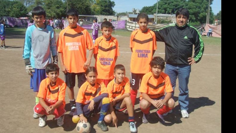 La 2000 de El Fortín fue una de las tres categorías que festejaron fuera de casa..