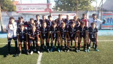 La Novena de Real Pilar que ganó por 1-0 ante Talleres..
