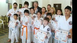 Los alumnos de Nelson Vidal obtuvieron 6 medallas de oro, 7 de plata y 3 de bronce..