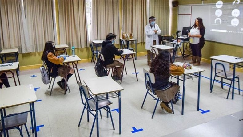 CLASES. Las aulas volverán a recibir alumnos en una semana..