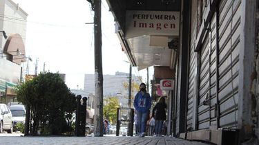 CERRADOS. Las medidas buscan paliar las consecuencias de la pandemia y el aislamiento..