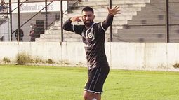 LOCURA. Arricau quiere seguir sumando goles con la camiseta del Monarca. (FOTO: PRENSA REAL PILAR)..