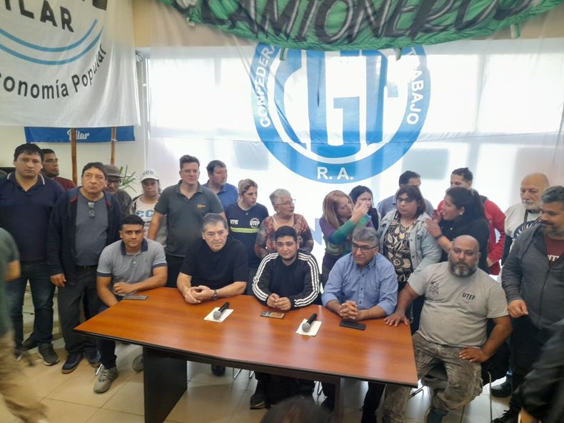 A LA MESA. Representantes de trabajadores formales, informales y desocupados llamaron a la unidad.&nbsp;