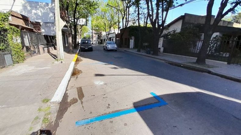 DOS CUADRAS MÁS. El Estacionamiento Inteligente llegará, al menos, a Yrigoyen y Chacubuco..