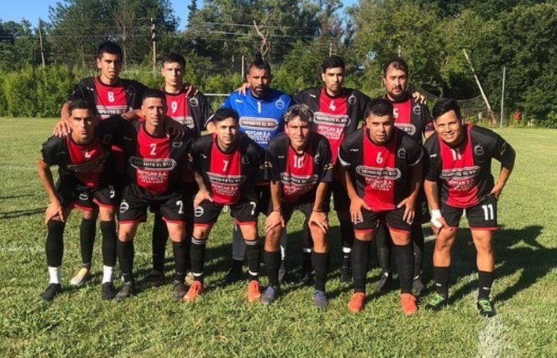 PREPARADO. El primer equipo de Villa Rosa vuelve a la acción buscando seguir en lo más alto del torneo.