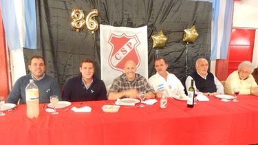ELEGIDO. Ducoté y Senópoli en el festejo de los 86 años de Sportivo..