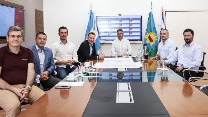 PRODUCCIÓN. Achával recibió a empresarios que anunciaron una inversión en Pilar..