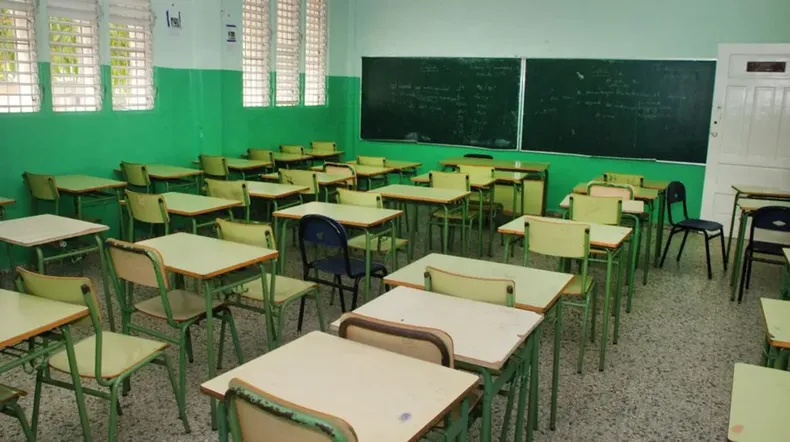AULAS VACAS Este lunes los docentes harn sentir su reclamo salarial
