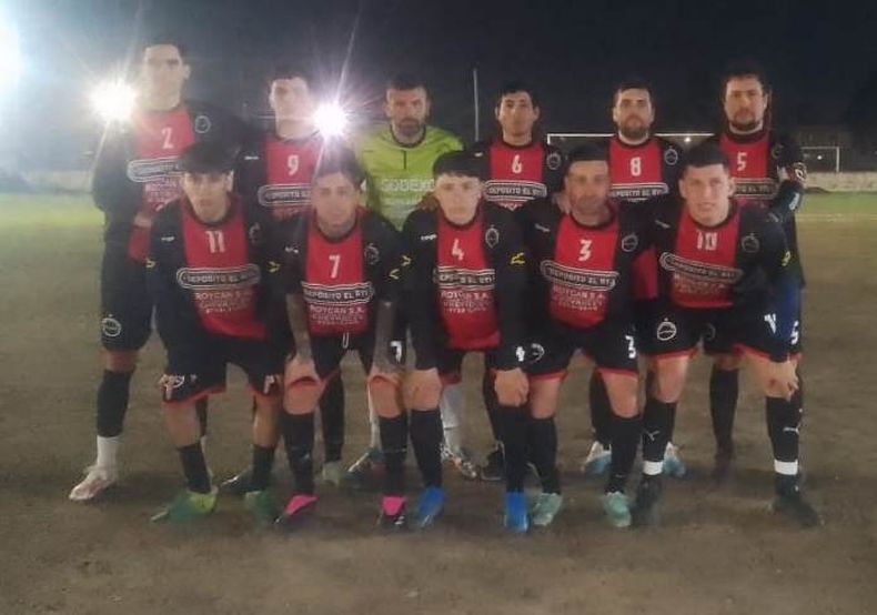 CLAVE. Villa Rosa ganó un partido fundamental para ser líder de su grupo.