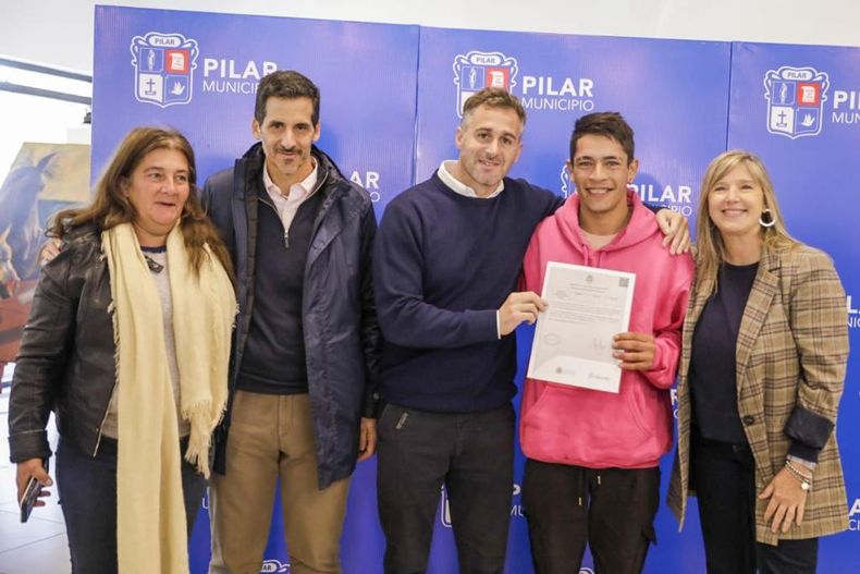 IDENTIDAD. Achával compartió el acto con la ministra de Gobierno bonaerense, Cristina Álvarez Rodríguez. &nbsp;