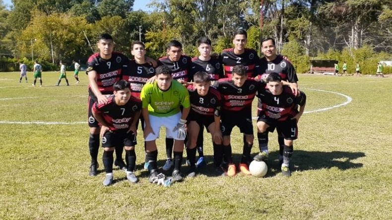 LÍDER. Villa Rosa mantiene su paso regular en el Apertura..