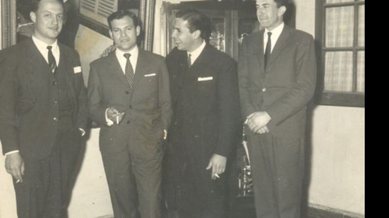 25 de septiembre de 1960. Gran Baile de Primavera en el Club Sportivo Pilar. De izq. a der.: Roberto Rumi, José Orlando Stábile, Luis Greco y Carlos Nelson Poggi..