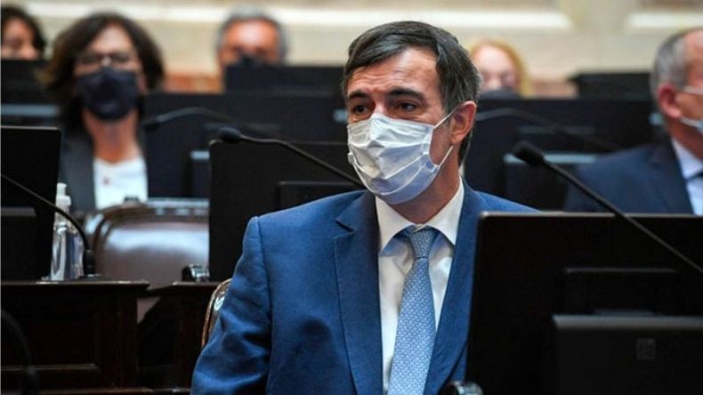 ESTABLE. Bullrich fue ingresado al Austral por una dificultad respiratoria..
