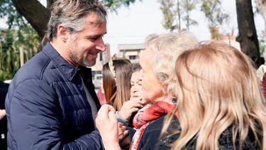 Achával, en el Paseo Del Viso, junto a los vecinos.&nbsp;