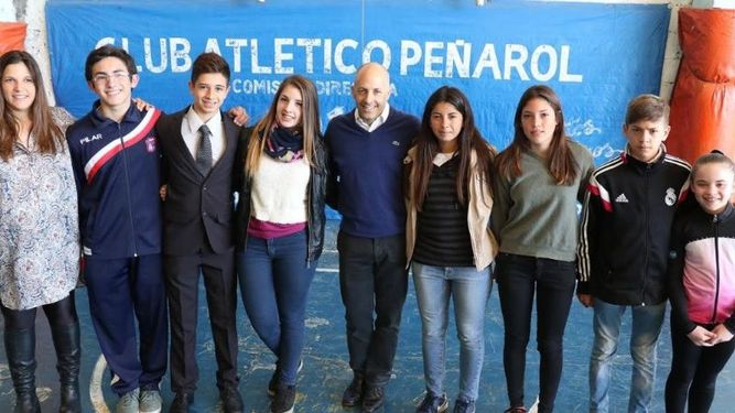 El anuncio se hizo en el Club Peñarol..