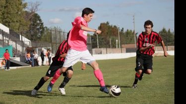 Altamirano desequilibró con su velocidad . Es una de las apuestas ofensivas..