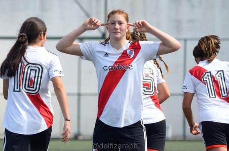 LOCURA DE GOL. Annika tuvo una tarde de domingo inolvidable en el Mas Monumental.