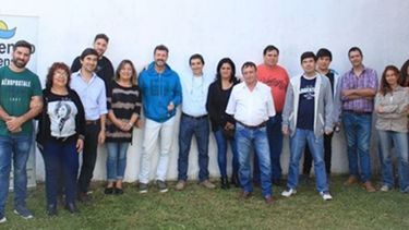 LISTA. Lagomarsino se reunió con vecinos y candidatos a concejales..