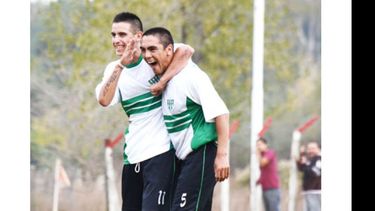 Abrojal festejó su 8º triunfo en el historial ante Flecha Azul, desde 2009..