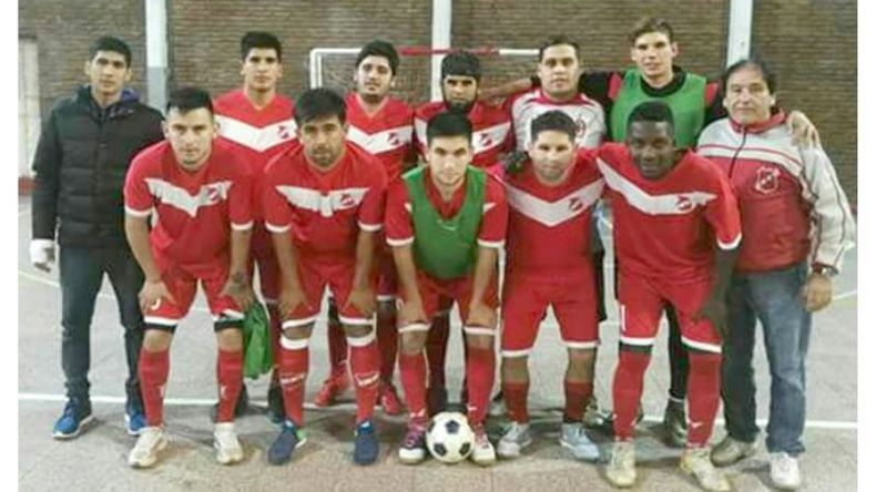FESTEJO. La Primera del Rojo logró el triunfo en el cierre..