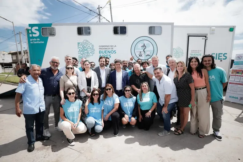 SEGURIDAD Axel Kicillof y sus ministros en la presentacin en Santa Clara del Mar del Operativo De Sol a Sol