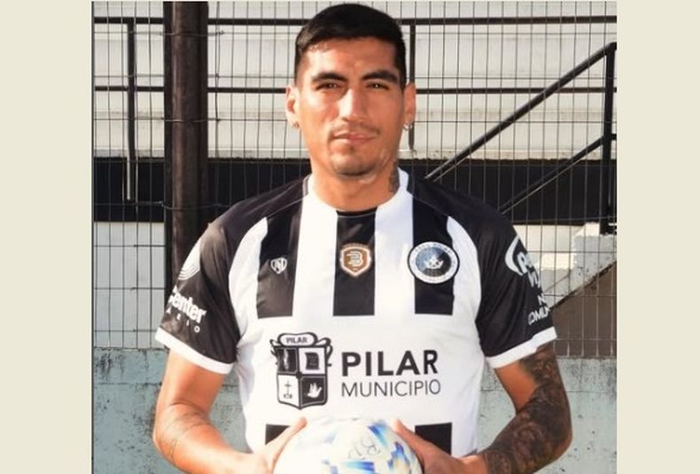 Jonatan Morán en Pilar: El delantero vive del gol. Ojalá que pueda darle muchas alegrías a la gente.