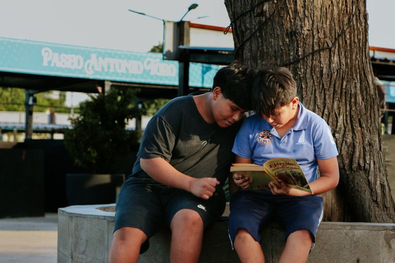ENCUENTRO CON LOS LIBROS. Es lo que propone el ciclo “Compartiendo Letras”.