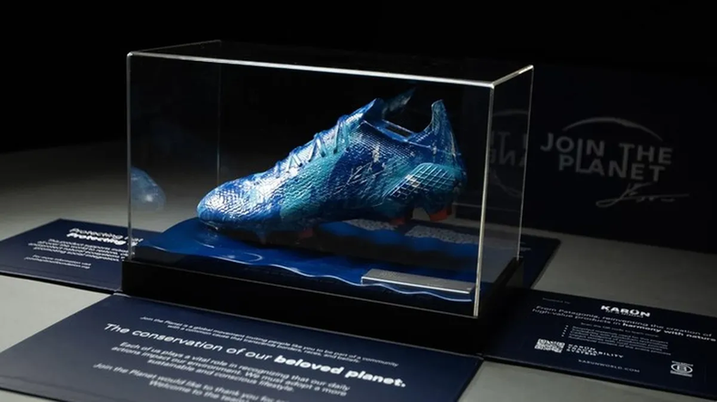 Así se ven los exclusivos botines de Messi. (Olé)..webp