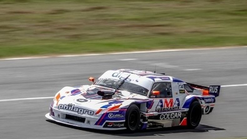 EN LA PLATA. El Chevrolet de Santilli consiguió terminar 4º en la apertura del TC Mouras.