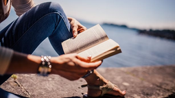 Verano 2025: los cinco libros más vendidos en vacaciones