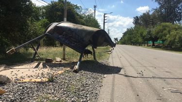 REFUGIO. Así quedó la parada donde aguardaba la víctima. .