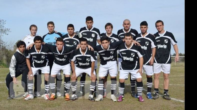 El último equipo de Pilar FC, con juveniles..