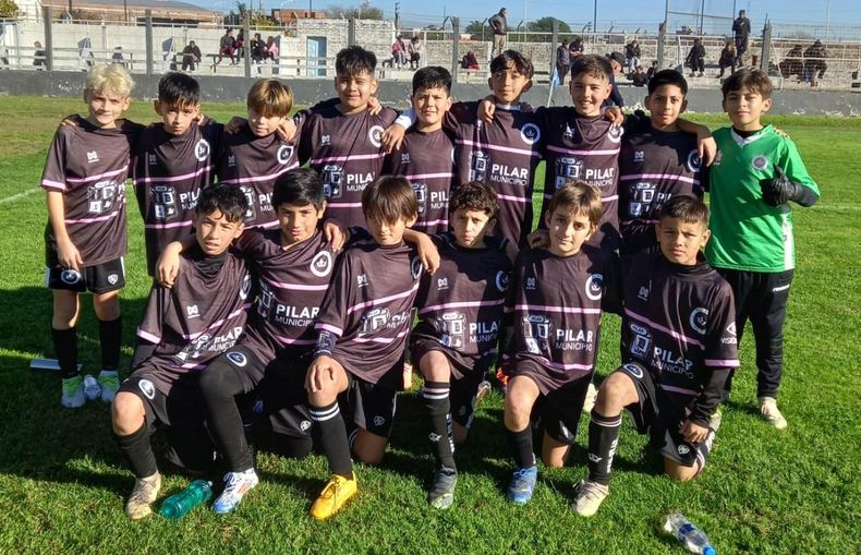 La categor&iacute;a 2014 de Real Pilar gan&oacute; en la cancha de Liniers.