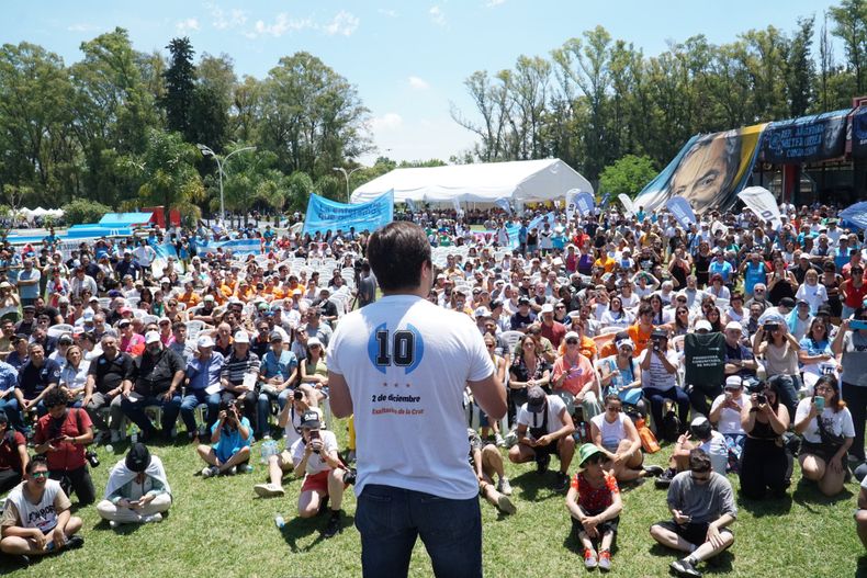 DIEZ. El ministro bonaerense Nicolás Kreplak al participar del acto central. &nbsp;
