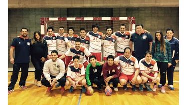 APUESTA. El primer equipo de Muni Pilar quiere subir de categoría..