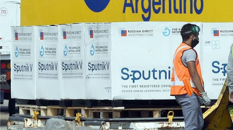 SPUTNIK. Esta madrugada partió otro vuelo en busca de más vacunas..