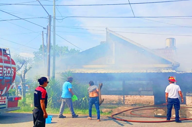 GENERALIZADO. El fuego destruyó por completo la vivienda.&nbsp;
