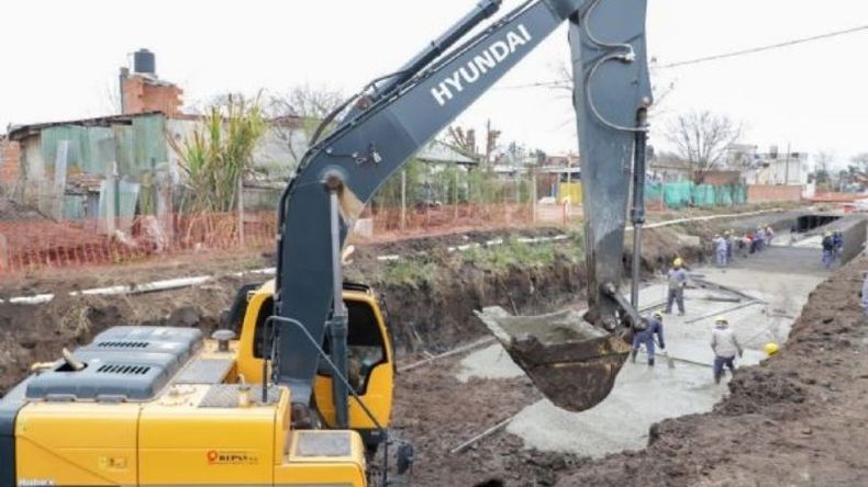 HIDRÁULICA. El entubamiento del canal Agustoni demandará el 50% del presupuesto para obras..