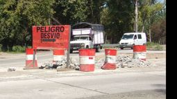 PELIGRO. La construcción de la rotonda trajo inconvenientes..