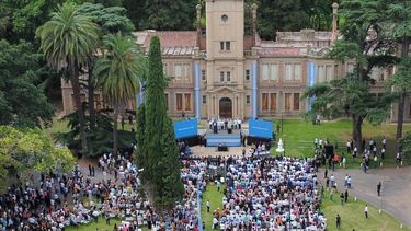 Federico Achával volvió a elegir el Pellegrini para asumir. Allí planea construir la Universidad de Pilar.