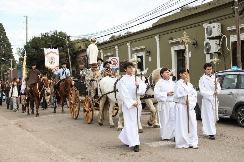 Los vecinos de Manzanares salieron a las calles para celebrar sus Fiestas Patronalesnbsp