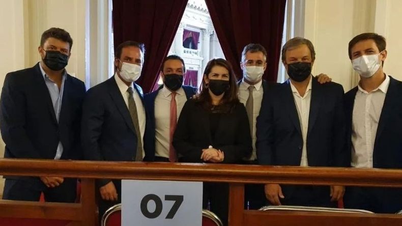 PALCO. Achával presenció el discurso de Fernández junto a otros intendentes..