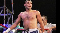 Yamil va por la dorada