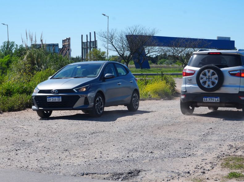 El peaje Larena tiene sus colectoras sin terminar, pero los vecinos decidieron utilizarlas luego de 20 años de reclamos.