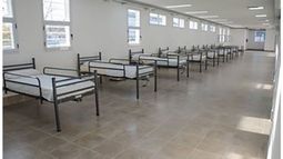 Camas en el nuevo Hospital de Derqui..