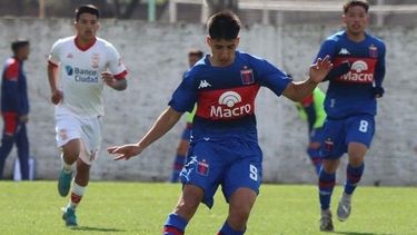 PELOTA. Sebastián Gallo lleva 7 goles en 36 partidos jugados en la Reserva de Tigre.