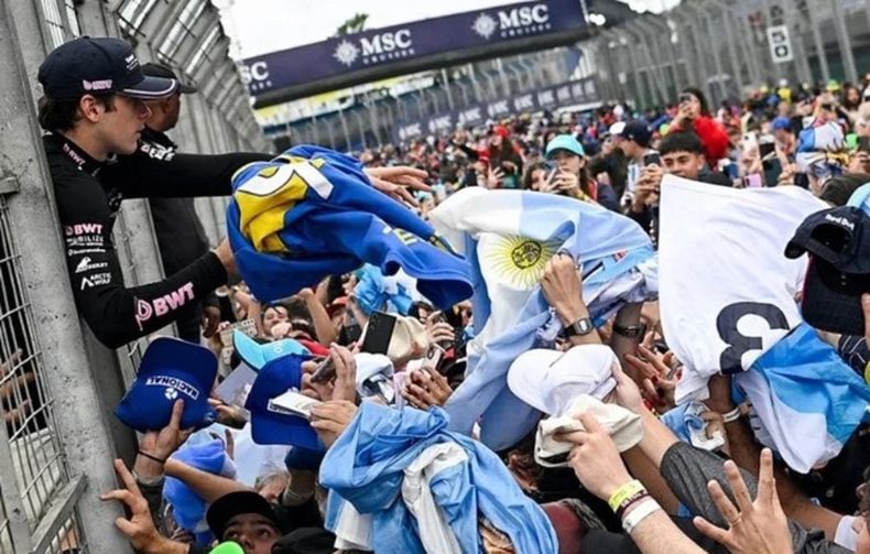 Franco Colapinto recibirá el cariño constante de los argentinos, esta vez en Palermo.