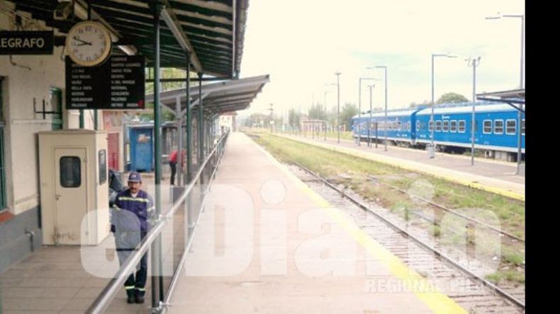 La estación de Pilar, sin trenes ni pasajeros..
