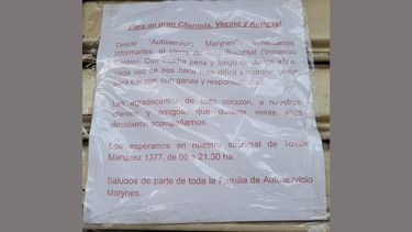Un comercio de varios años en Pilar cierra sucursal. Motivo: no encuentra gente para trabajar en atención al cliente -cajero/a-. Maria Eugenia / @UgEnia10.