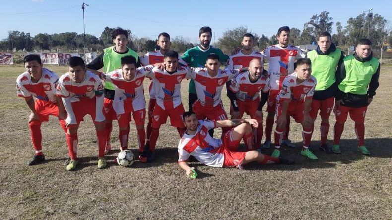 TRIUNFO. Atlético Toro ganó un partido clave y sueña con pasar a la fase Campeonato..